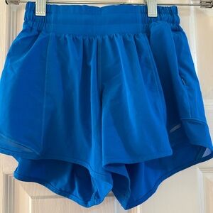 Lululemon Hotty Hot athletic shorts